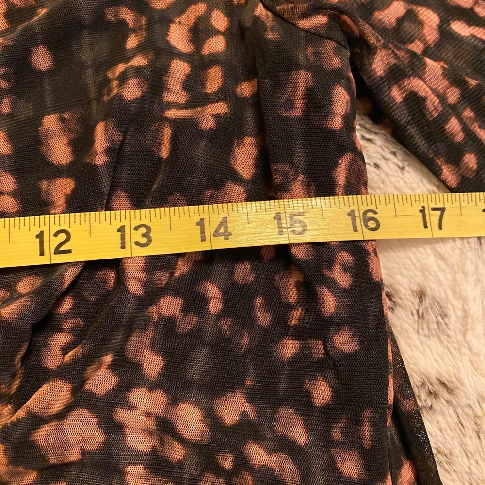 Jane + Delancey Womens Black and Blush button down top = Size Medium - Picture 5 of 7